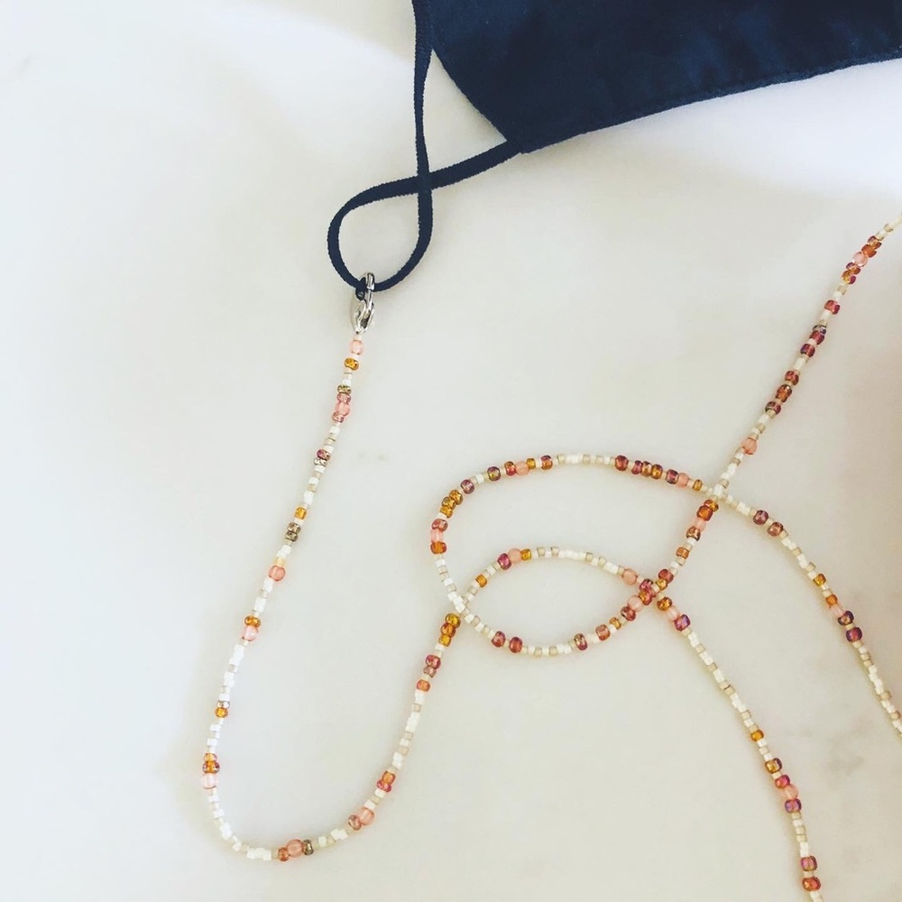 Hand Beaded Delicate Face Mask Chain Bead Necklace - Picture 3 of 13